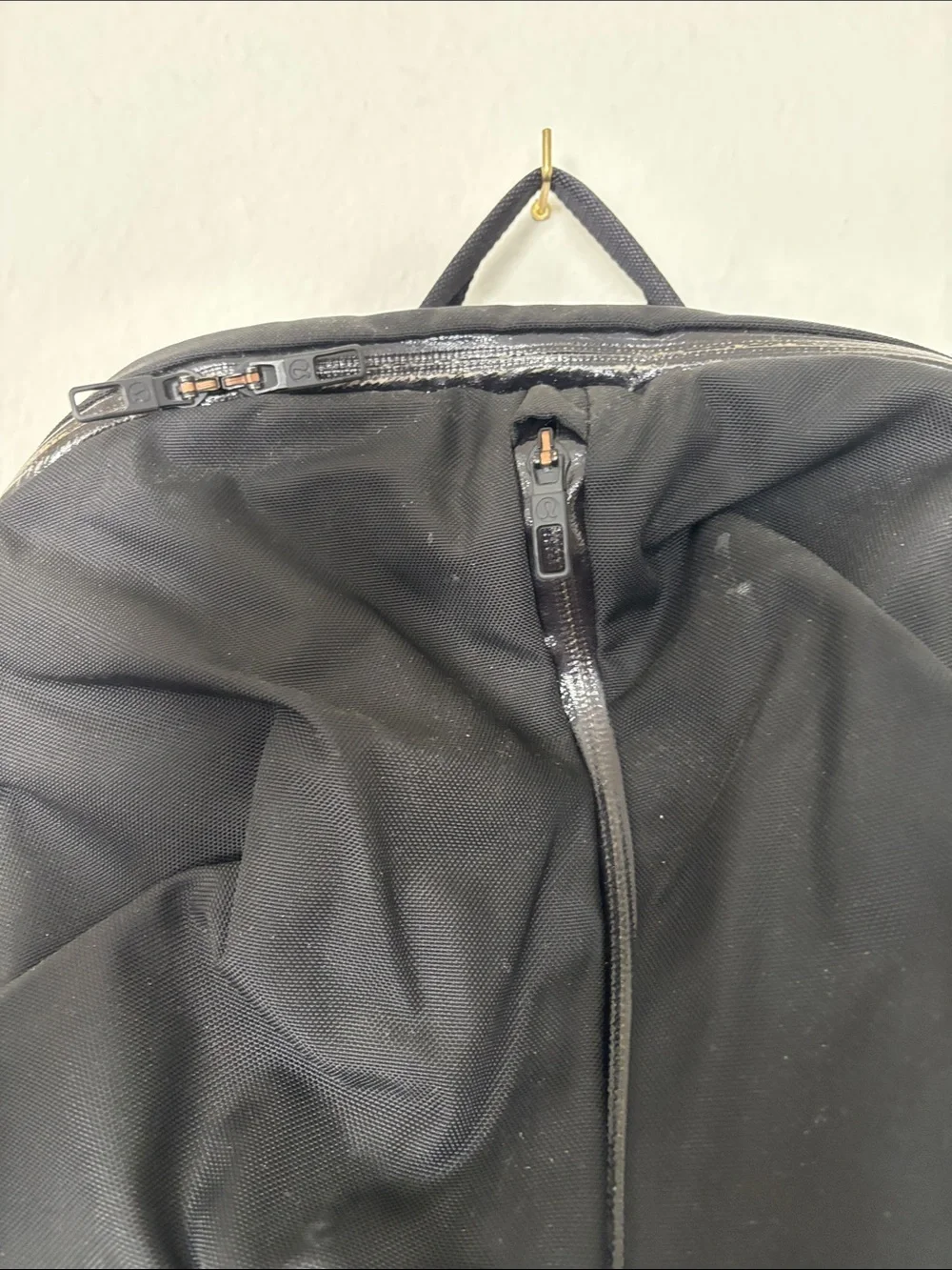lululemon athletica Black Men's Backpack with Reflective Trim